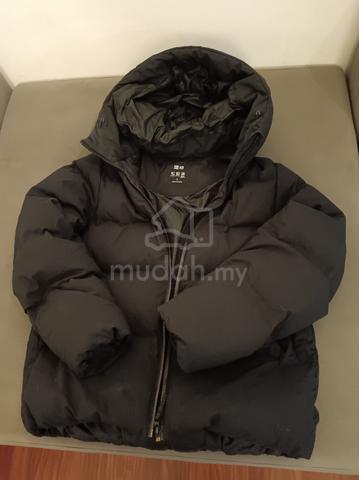 Uniqlo Puffer Winter Jacket - photo 6 of 6