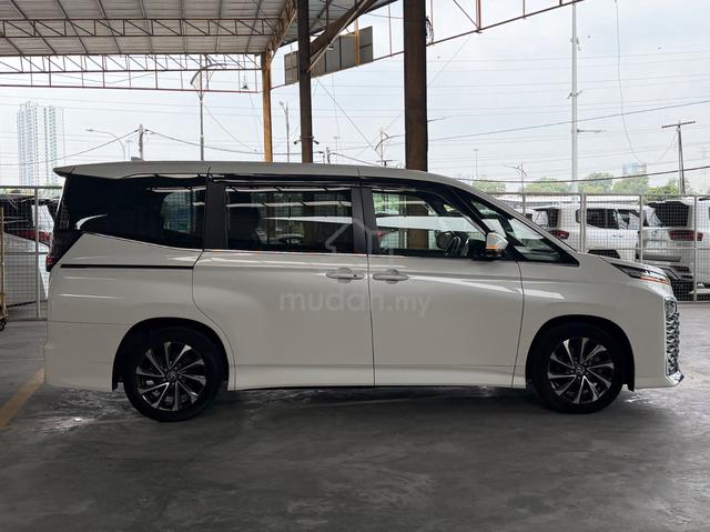 2022 Toyota VOXY 2.0 S-Z (A) - 4