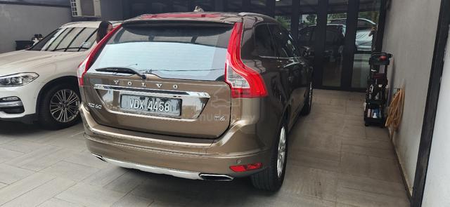 2016 Volvo XC60 2.0 T6 FACELIFT (A) - 2