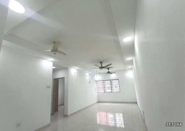 Koi Kinrara 1