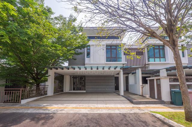 LAKE VIEW with Pool 2.5 Storey Fera Twinvilla @ Presint 8 Putrajaya 1