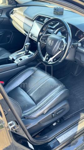 2018 Honda CIVIC 1.5 TC-PREMIUM (A) - 4
