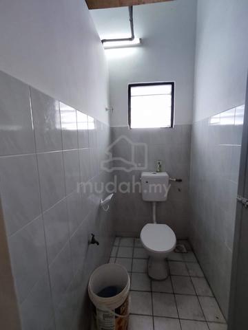 Taiping Town Roadside Renovated 1st floor shop For Rent 5
