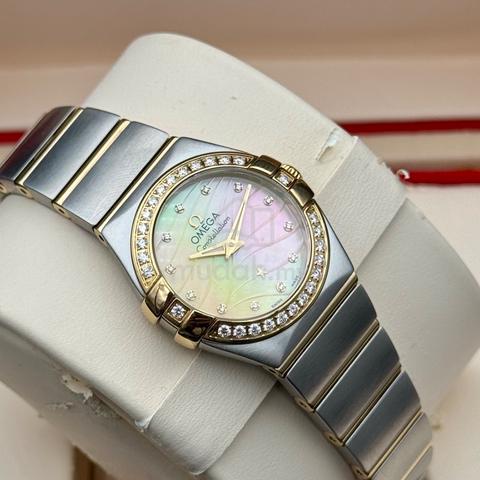Carousel Image