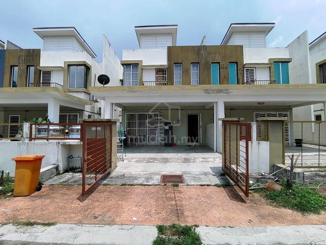 One & Half Supperlink Terrace Jln Serindit, Tmn Bentara T.P. Garang 1