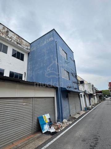 For Sale🔥 Melaka Raya 3 Storey Shop Lot 1
