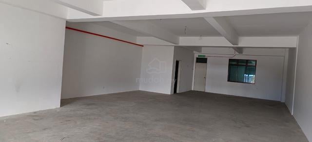 Office For Rent Beside KIP Mart Mall, Melaka 1