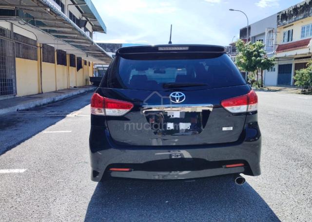 2012 Toyota WISH 1.8 S FACELIFT (A) - 2