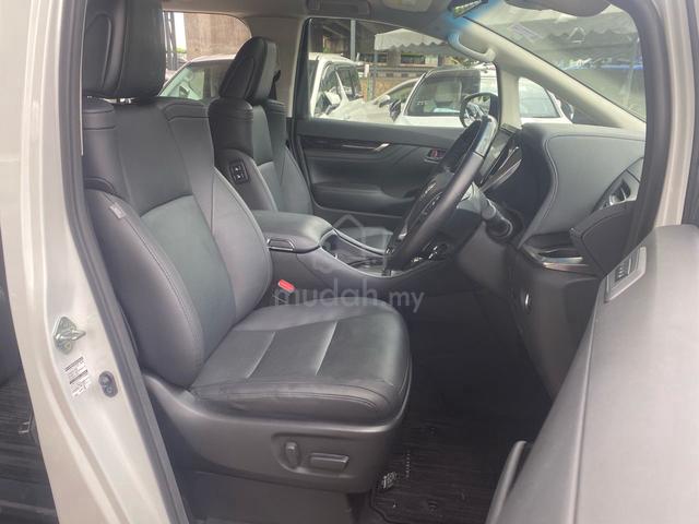 2022 Toyota ALPHARD 2.5 SC Sun Roof TV F/Leather - 5