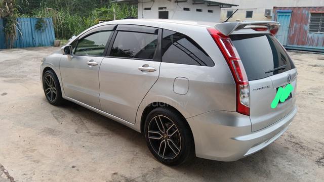 2009 Honda STREAM 1.8 I-VTEC RSZ (A) - 4