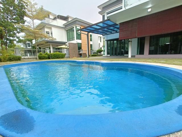 Unique Private Pool Bungalow 3storey Cahaya Spk Shah Alam Seksyen U9 1