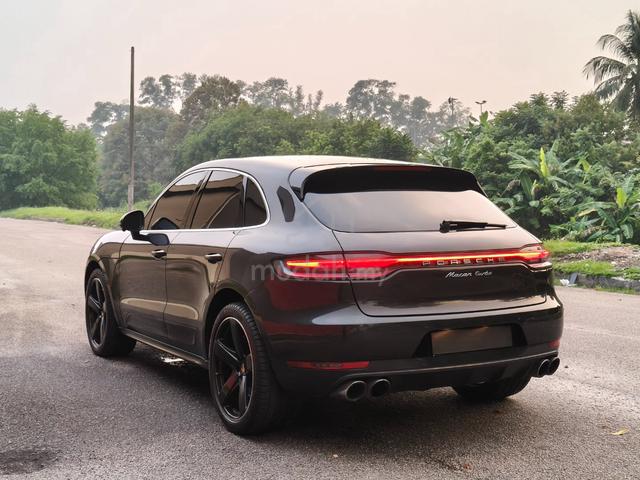2016 Porsche MACAN 3.6 TURBO (A) - 4