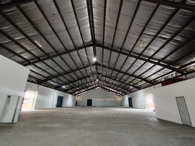 Detached Industrial Warehouse with Office Mergong Alor Setar For Rent 1