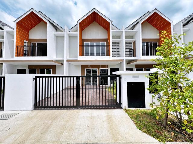 COMPLETED NEW 2 Storey Terrace House RUBY Parkhomes Residence Dengkil 1