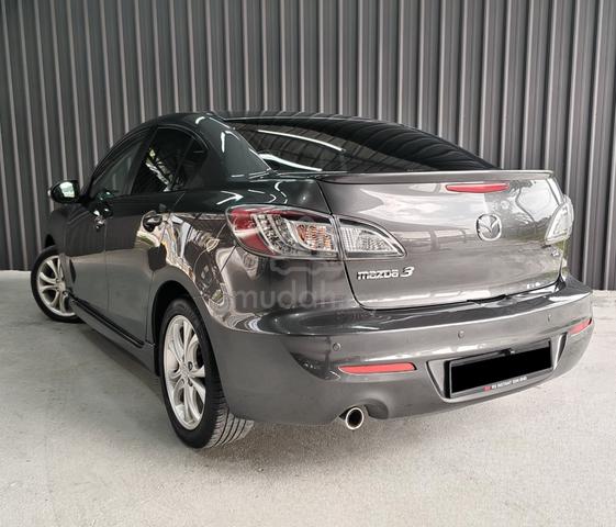 Mazda 3 2.0 SPORT (A) SEDAN FACELIFT PUSH START - 4