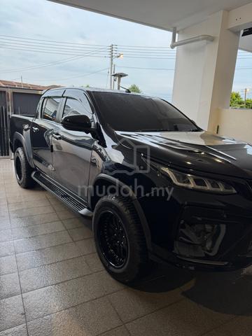 2019 Toyota HILUX 2.8 BLACK EDITION(A) - 2