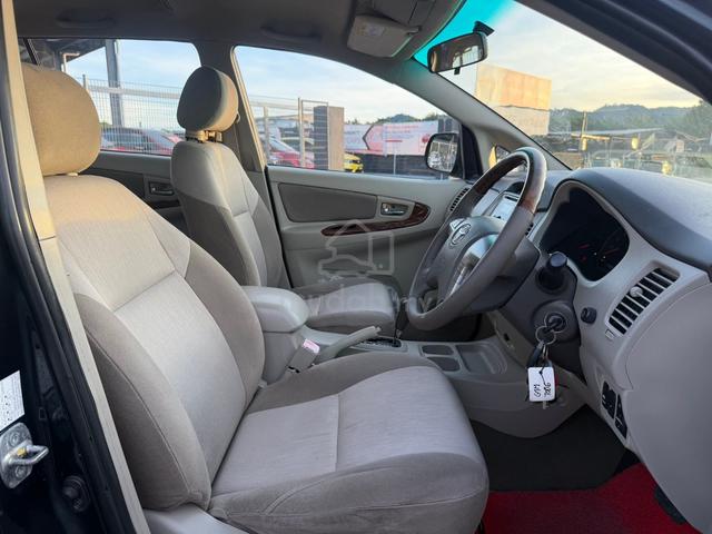 2013 Toyota INNOVA 2.0 G (A) - 5