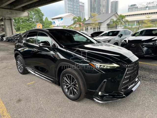 2023 Lexus NX 250 2.5 / 9k km / 5B/ RED ltr/ Sroof - 1