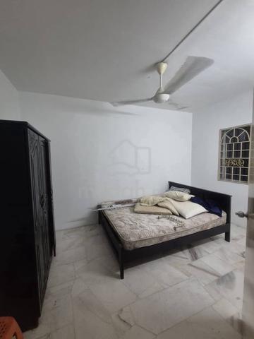 Residensi Warnasari 3 1