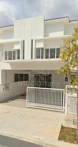 Suriaman 3|Sri Sendayan|Double Storey Terrace|Freehold Non-Bumi Lot 1