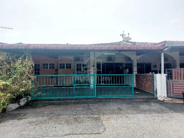Teres Setingkat 22x70 Taman Anggerik Biru, Kuala Kangsar, Perak 1