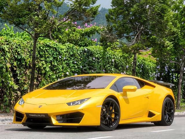 Yr 2017 LAMBORGHINI HURACAN LP580-2 High Spec - 2
