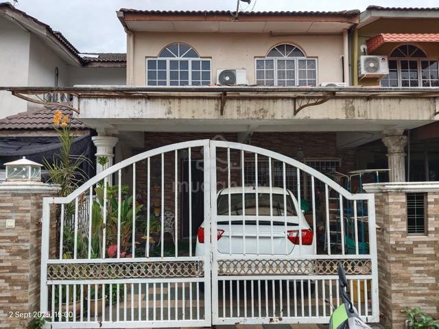 MURAH 20X70 ❗❗ RENOVATED💥 Double Storey Terrace Seksyen 20 Shah Alam 1