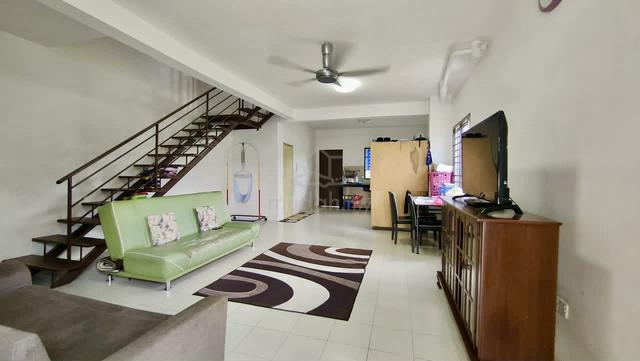 Taman scientex, Jalan Kedidi, Pasir Gudang (Corner Medium Low Cost) 1