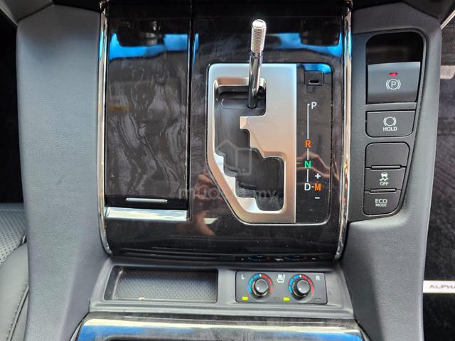 2021 TOYOTA ALPHARD SC Fully Loaded - 4