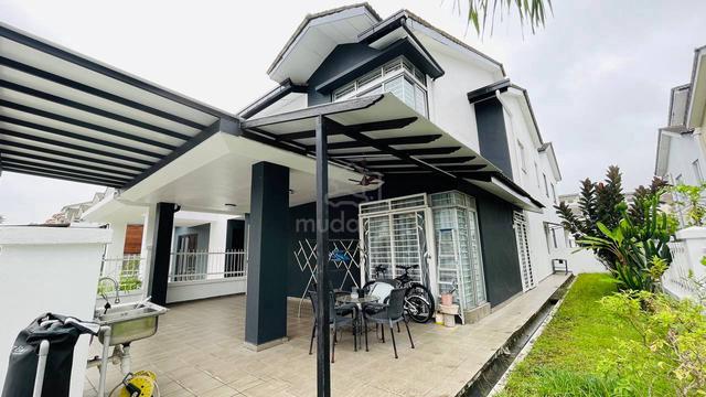End Lot Double Storey Cluster House Tropika DAlpinia D'Alpinia Puchong 1