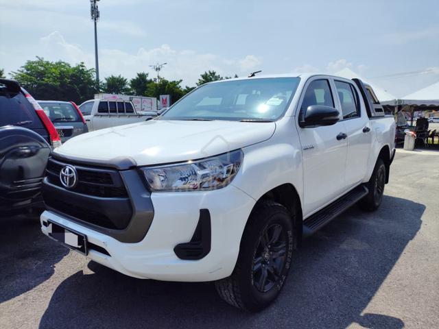 FULL LOAN 2021 Toyota HILUX 2.4 E (A) - 1