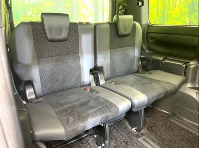 2021 Toyota VOXY 2.0 ZS (A) - 5