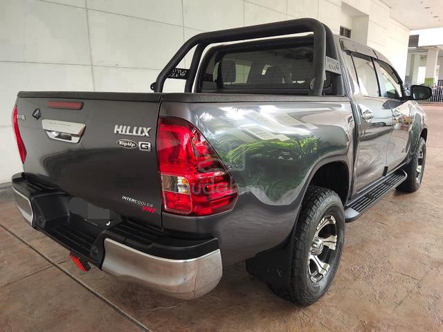 2017 Toyota HILUX 2.8 G VNT (A) - 4