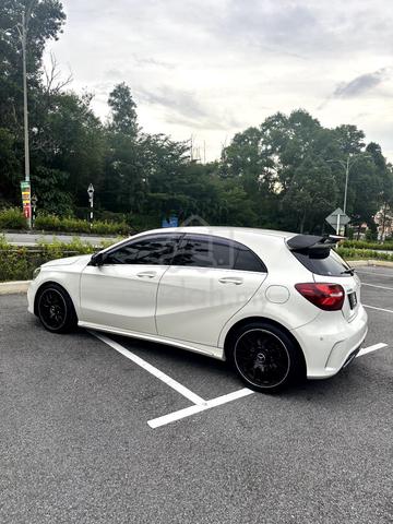 2016 Mercedes Benz A180 AMG TURBO (CBU) 1.6 (A) - 4