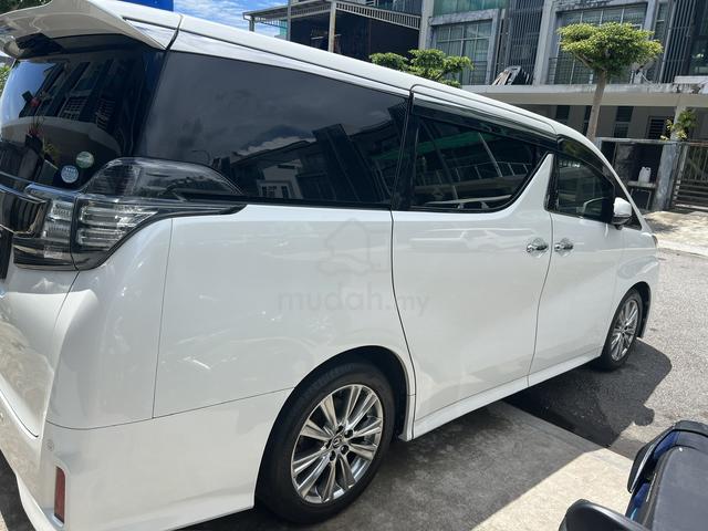 2017 Toyota Vellfire 2.5 Z Golden Eyes - 4