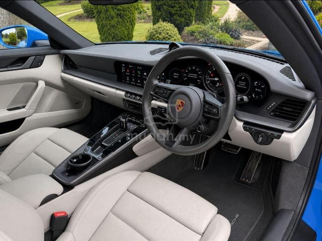 September 2021 Porsche 911 Carrera S - 3