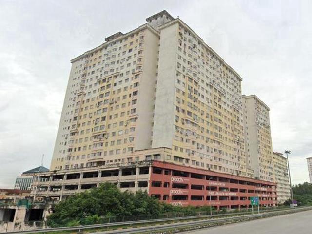Serdang Skyvillas 1