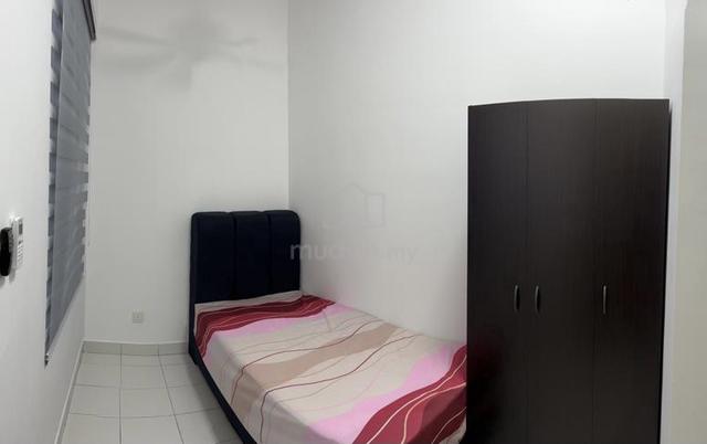 Clean Fully Furnished Rooms for Rent at Impiria Bukit Tinggi 2 Klang 1