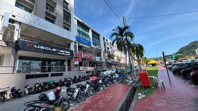 Office space prima tanjung selling below market price 1
