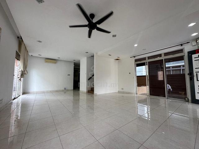 Aman Perdana Klang Bangalow 1