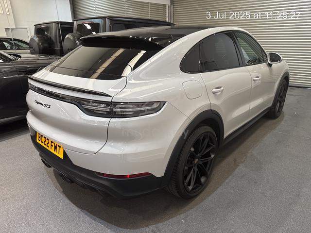 2022 Porsche CAYENNE GTS V8 4.0L (A) - 2