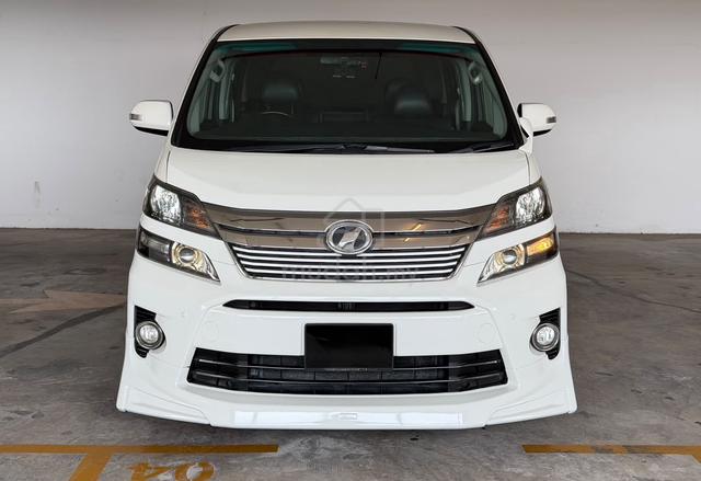 2013 Toyota VELLFIRE 2.4 Z GOLDEN EYES FULL LOAN!! - 2