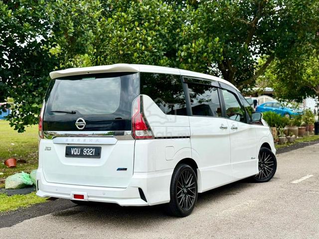 ON THE ROAD 2020 Nissan SERENA 2.0L (A) - 5