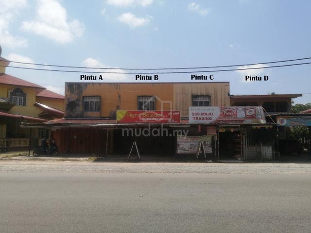 Rumah Kedai 2 Tingkat Pintu Tengah (B) 1