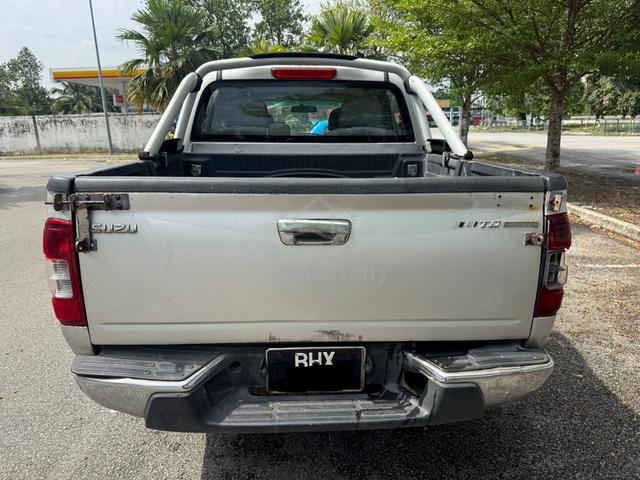2005 AIRCOND SEJUK JACKPOT Isuzu D-MAX 3.0 4x4 (A) - 5