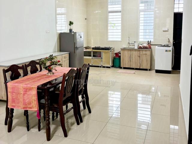 ( 70% F/FURNSH + 7ROOMS) 3 STY BANGI AVENUE Bangi Wonderland KPTM KUIS 1