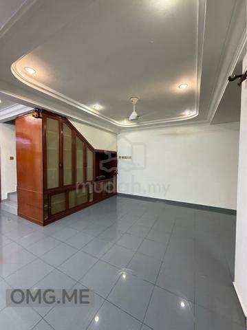 Taman Desawan Klang Double Storey House 20x70 Renovated For Rent 1