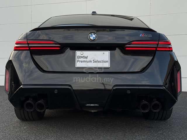 2025 BMW M5 4.4 TwinPower Turbo V8 M xDrive Hybrid - 4