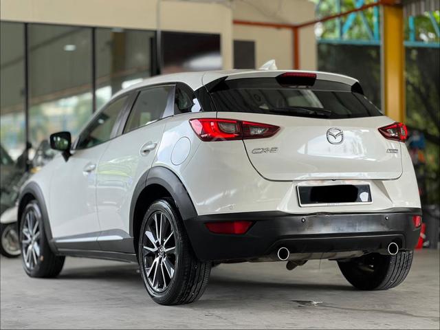2017 Mazda 3 2.0 SKYACTIV-G Hatchback FSR - 4
