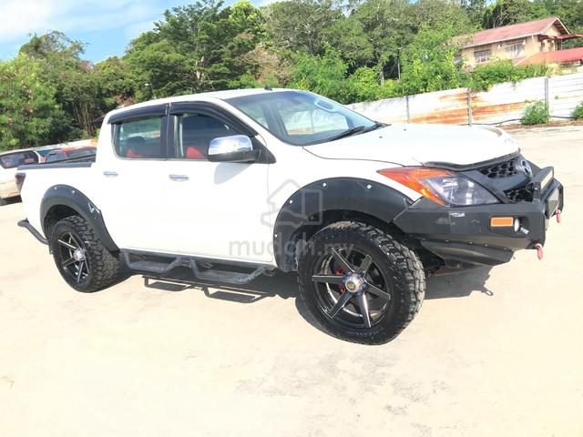 Mazda BT-50 2.2 XLT 4WD(M)LEATHER SEAT/20"SSR RIM - 2
